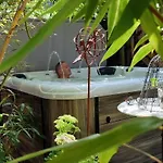 La Du Bon Chemin ,spa Maison d'hôtes 3*