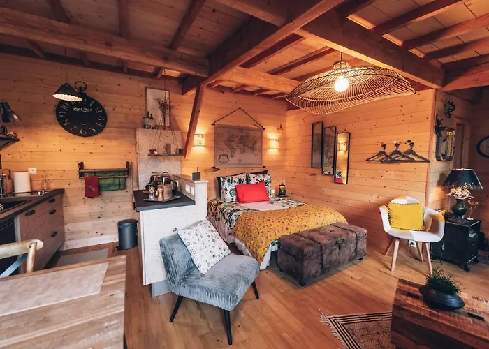 게스트하우스 La Du Bon Chemin ,spa 3*