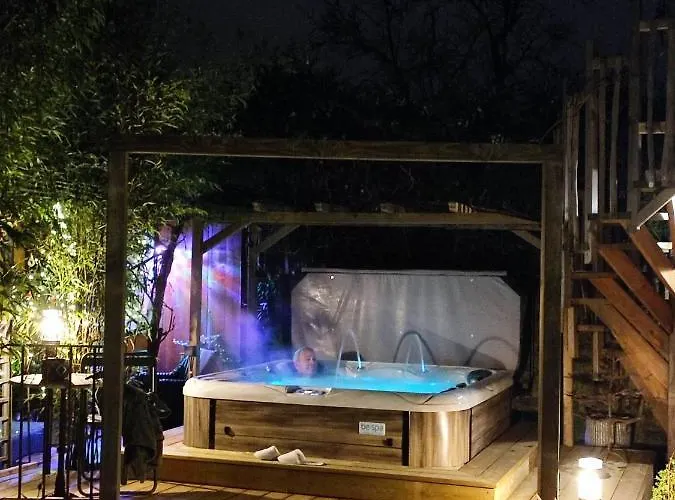 La Du Bon Chemin ,spa 게스트하우스 3*