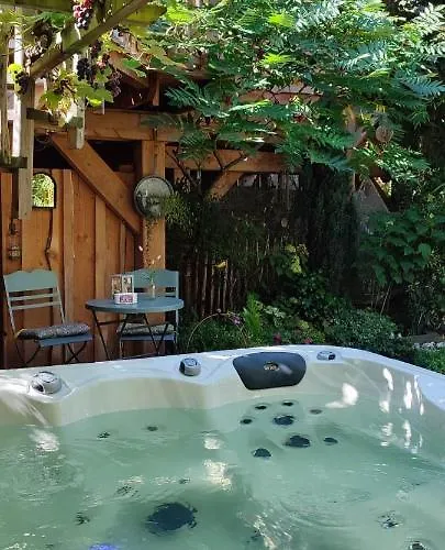 게스트하우스 La Du Bon Chemin ,spa 라발