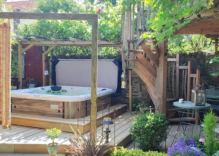 게스트하우스 La Du Bon Chemin ,spa 3*